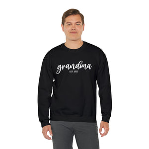 Grandma Est. 2023 Unisex Heavy Blend™ Crewneck Sweatshirt