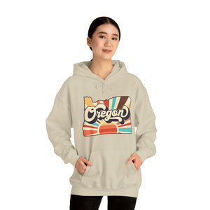 Retro Oregon Unisex Heavy Blend™ Hooded Sweatshirt