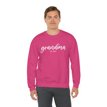 Load image into Gallery viewer, Grandma Est. 2023 Unisex Heavy Blend™ Crewneck Sweatshirt