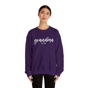 Grandma Est. 2023 Unisex Heavy Blend™ Crewneck Sweatshirt