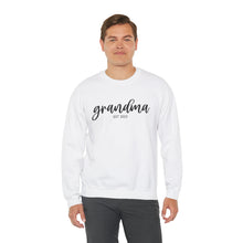 Load image into Gallery viewer, Grandma Est. 2023 Unisex Heavy Blend™ Crewneck Sweatshirt