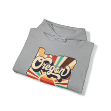 Load image into Gallery viewer, Retro Oregon Unisex Heavy Blend™ Hooded Sweatshirt