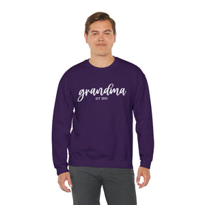 Grandma Est. 2023 Unisex Heavy Blend™ Crewneck Sweatshirt