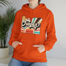 Load image into Gallery viewer, Retro Oregon Unisex Heavy Blend™ Hooded Sweatshirt