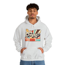 Load image into Gallery viewer, Retro Oregon Unisex Heavy Blend™ Hooded Sweatshirt