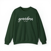 Load image into Gallery viewer, Grandma Est. 2023 Unisex Heavy Blend™ Crewneck Sweatshirt